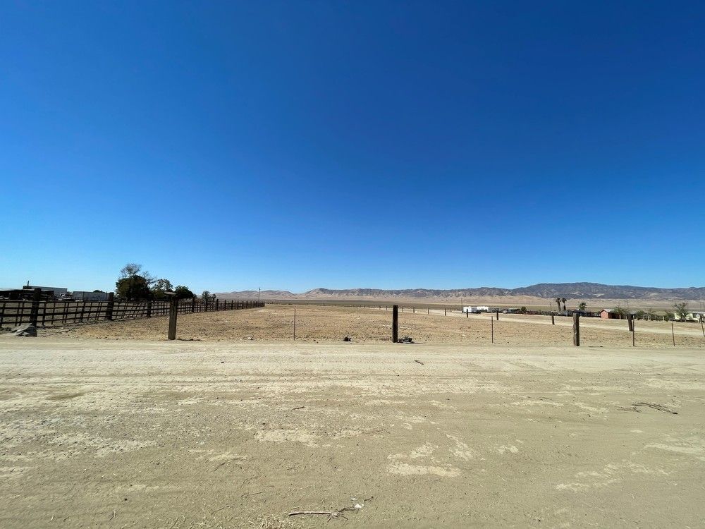 ±0.99 Acres of Vacant Land in Coalinga, CA: 47988 Lost Hills Rd, Coalinga, CA 93210